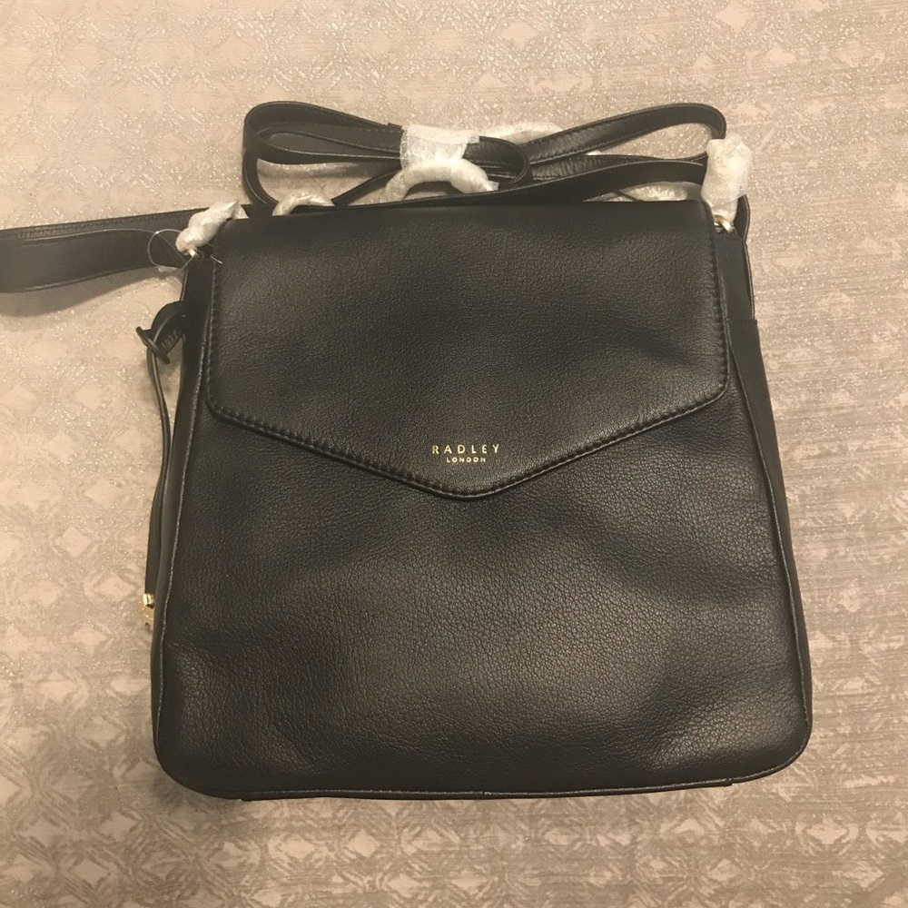 NWOT RADLEY LONDON leather purse w/ gold chain